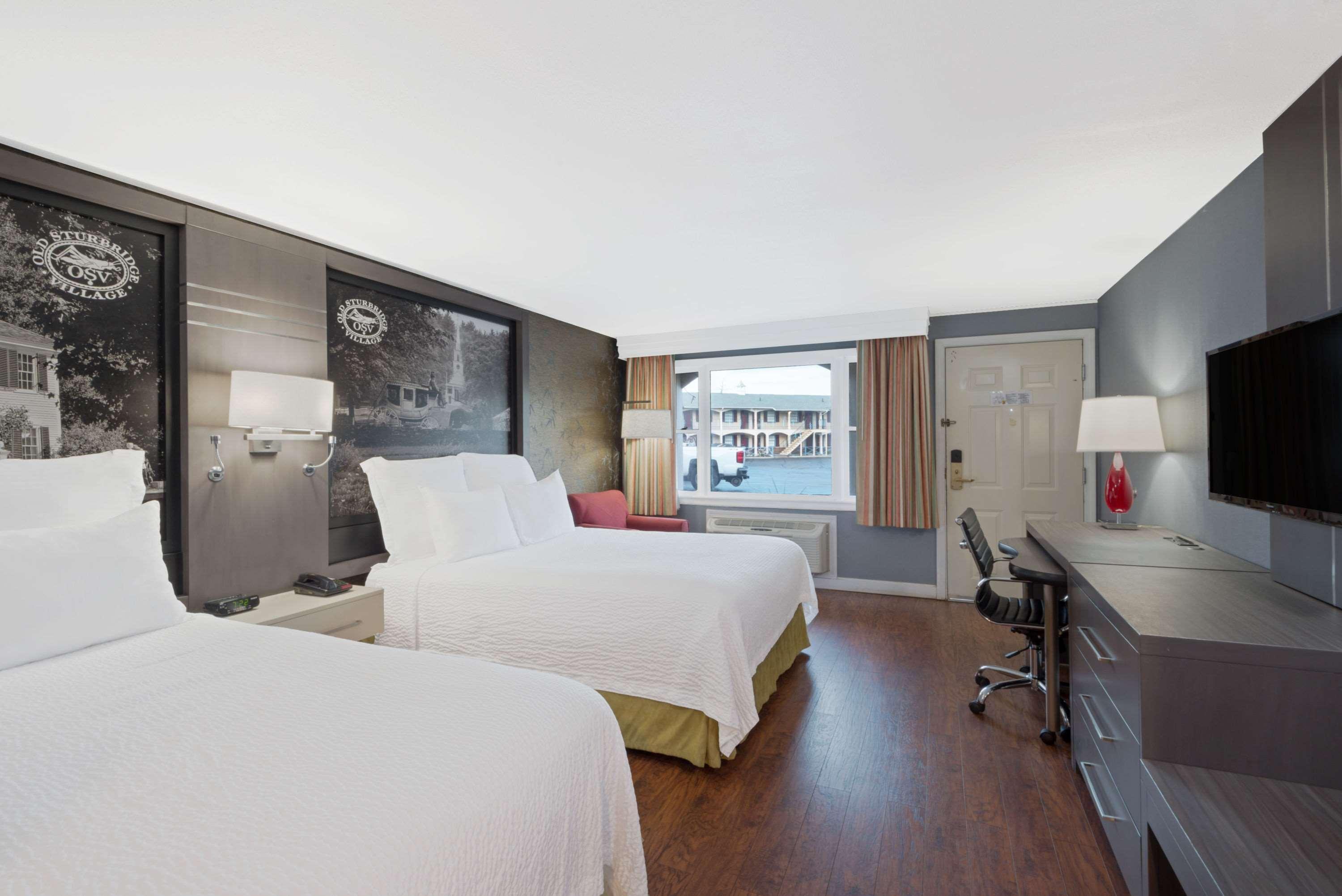 Super 8 By Wyndham Sturbridge Otel Dış mekan fotoğraf