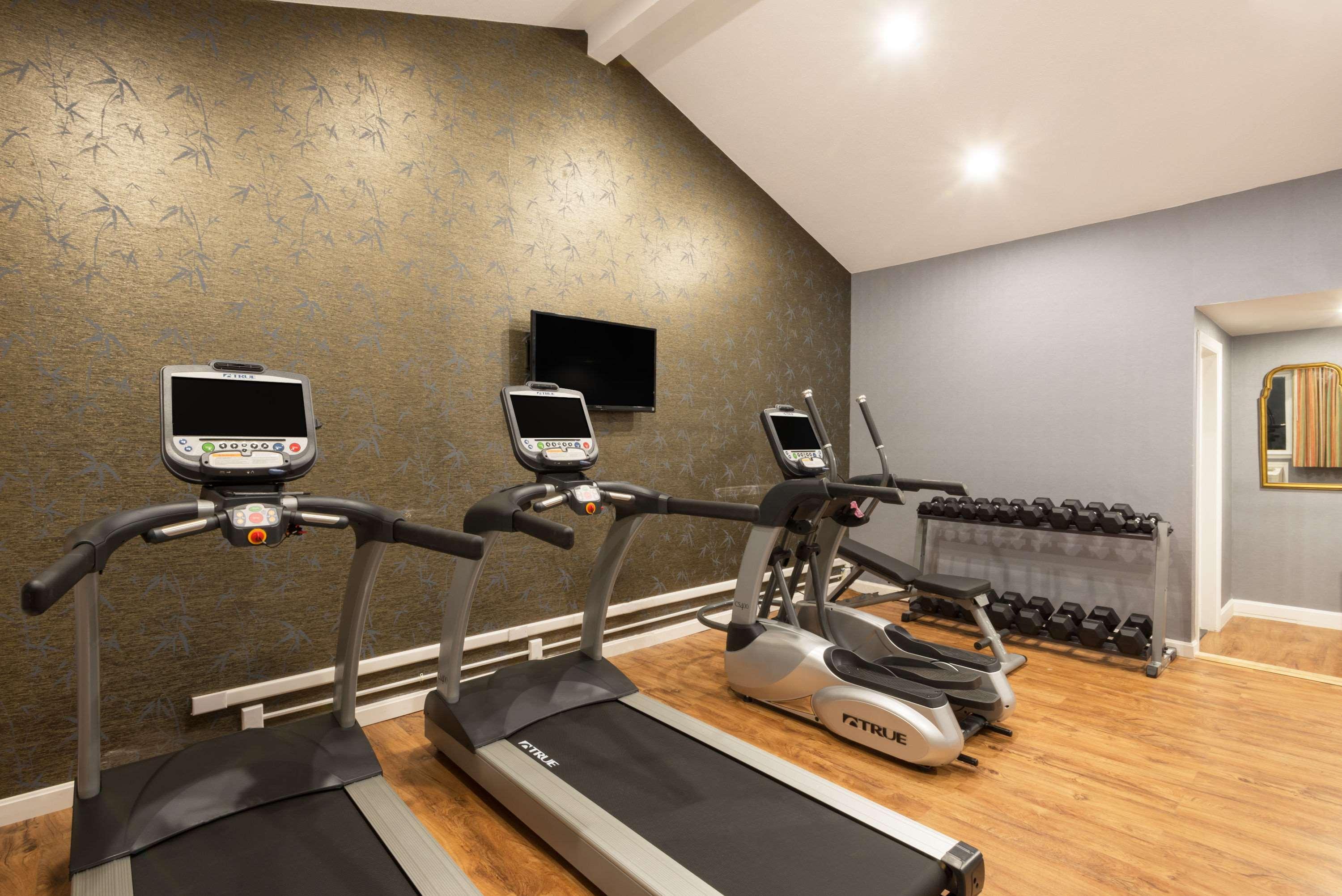 Super 8 By Wyndham Sturbridge Otel Dış mekan fotoğraf